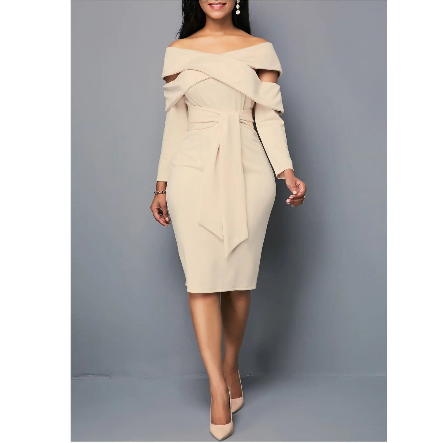Slim Fit One-Line Neck Long Sleeve Dress in Solid Color